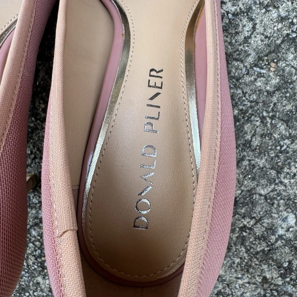 Donald Pliner Pump Women's‎ Sz 8 M Ezraa Dusty Rose Pointed Toe W/ Metallic Cap